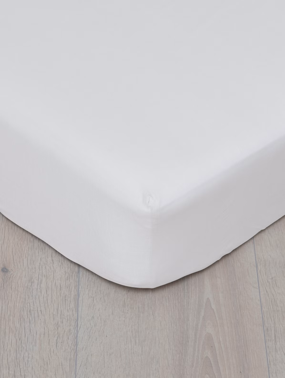 Formsytt lakan flanell kräm