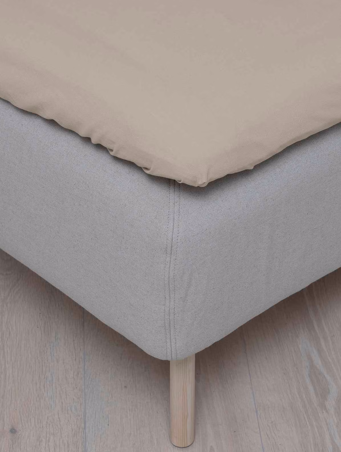 Frøya lakan beige