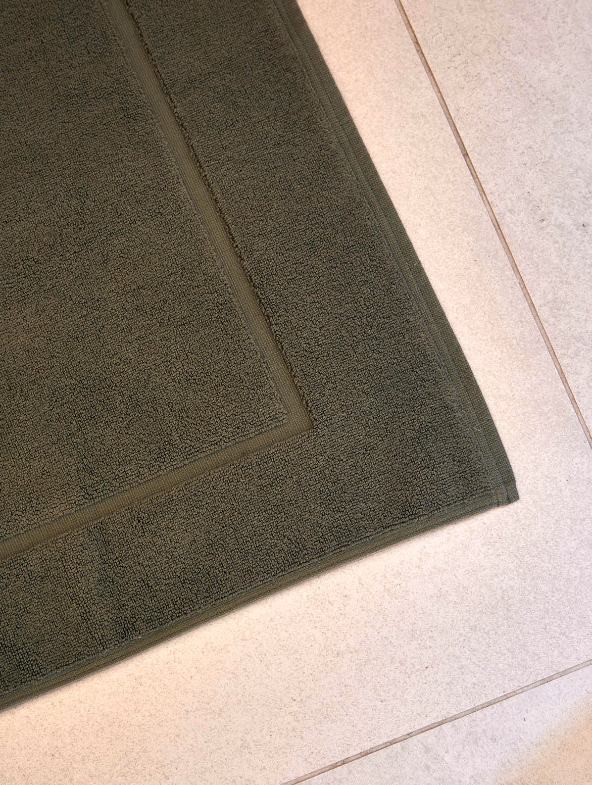 Classic badmatta oliven